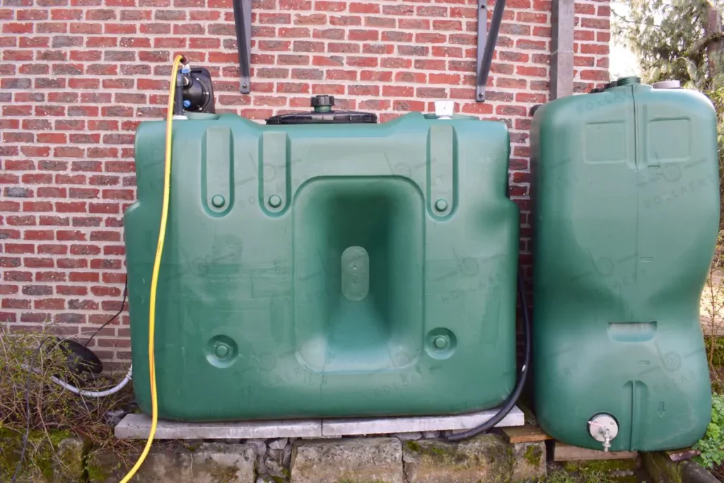 Citerne à eau de pluie rectangulaire aérienne - Avec pompe - 1500 litres