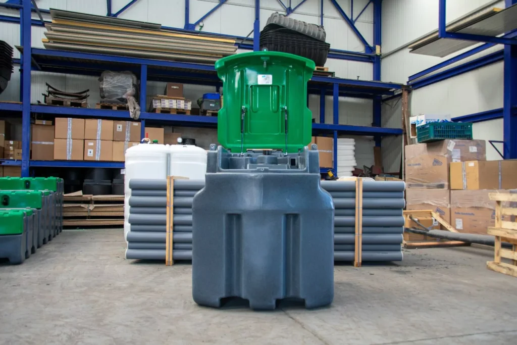 Cuve de ravitaillement PE-HD - 950 litres - avec ou sans pompe